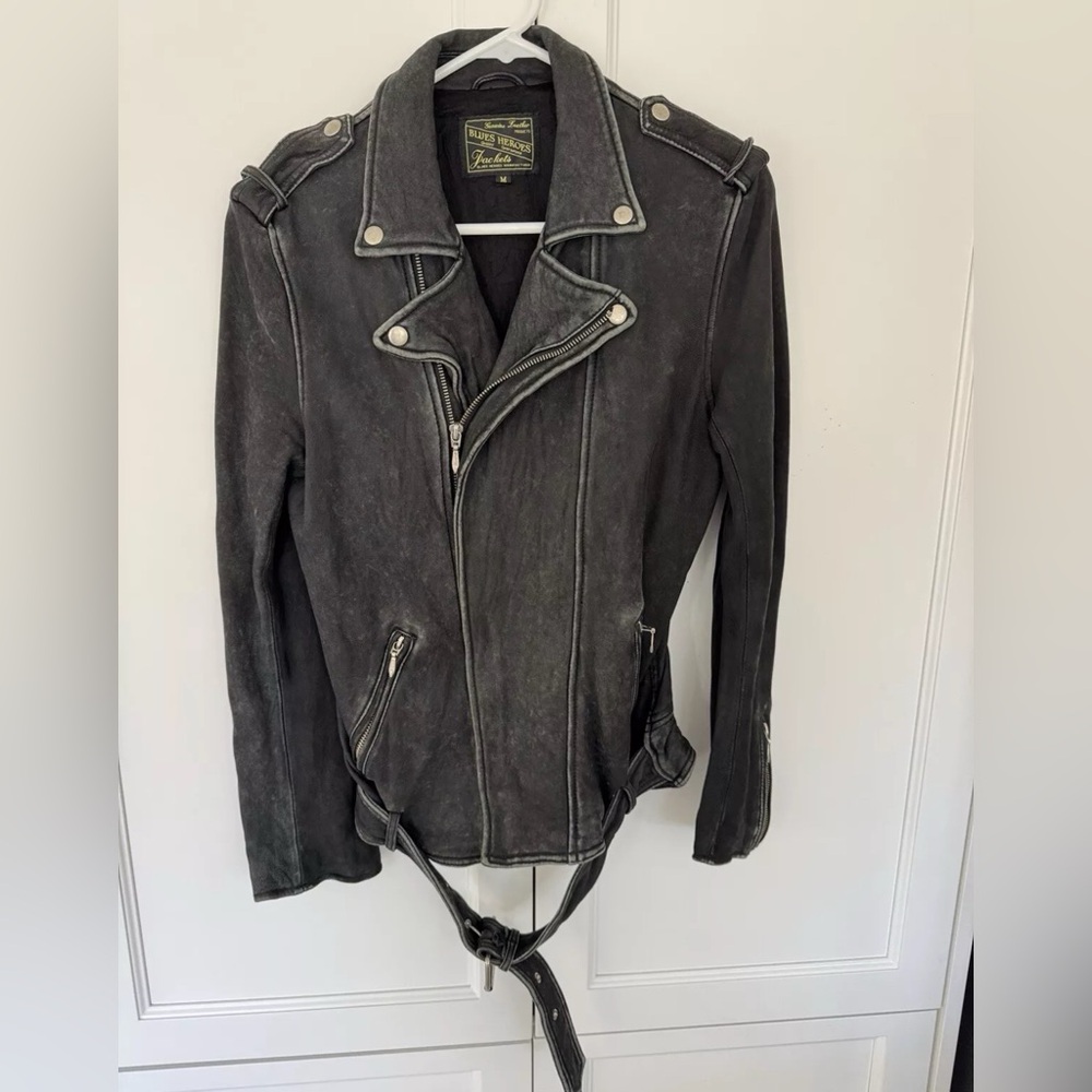 Women Genuine  leather motorcycle biker jacket vintage acid washed fitted.